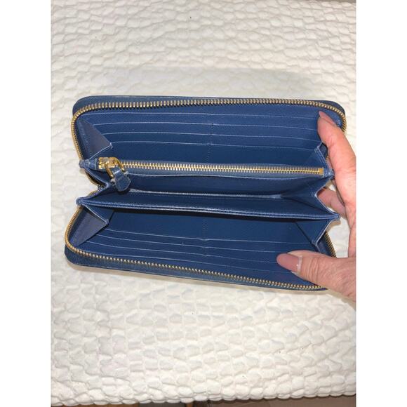 Prada Navy Leather Zip Around Wallet - Picture 4 of 5